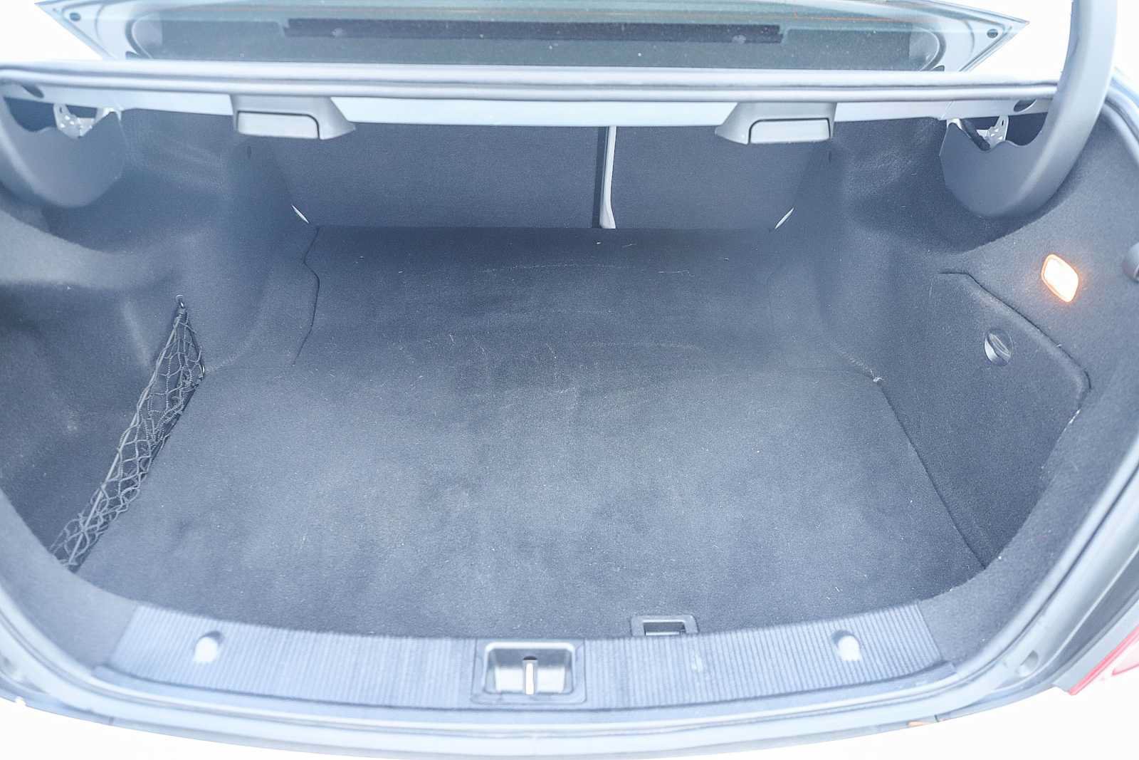 Used 2011 Mercedes-Benz C 350 Sport image 28
