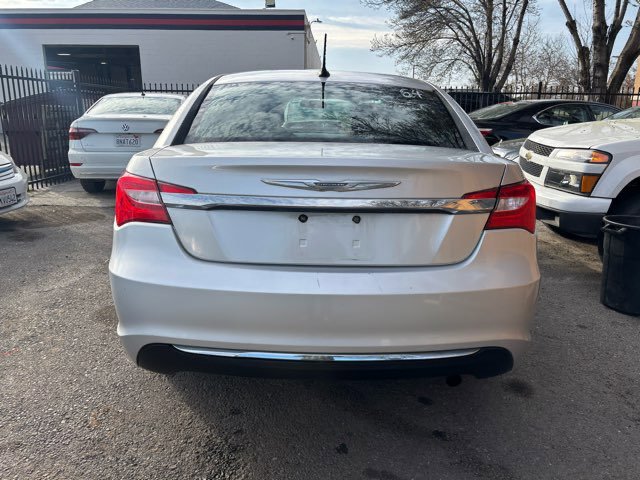 Used 2012 Chrysler 200 LX image 5