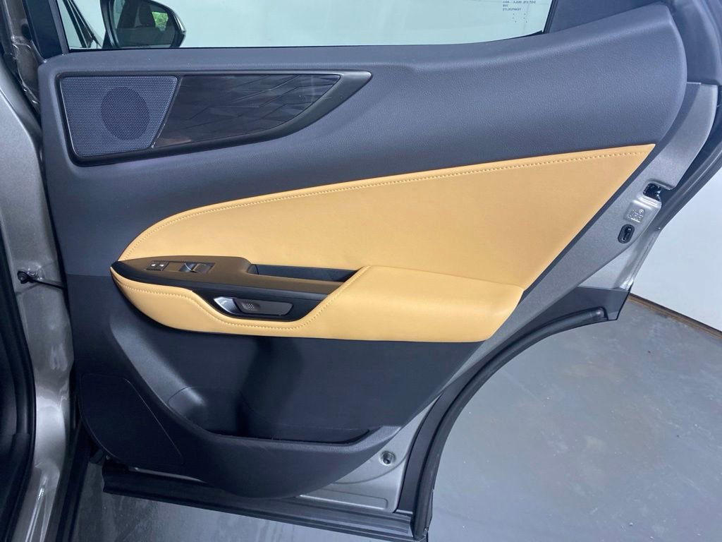 Used 2025 Lexus NX 350h AWD w/ Accessory Package (2T) image 31
