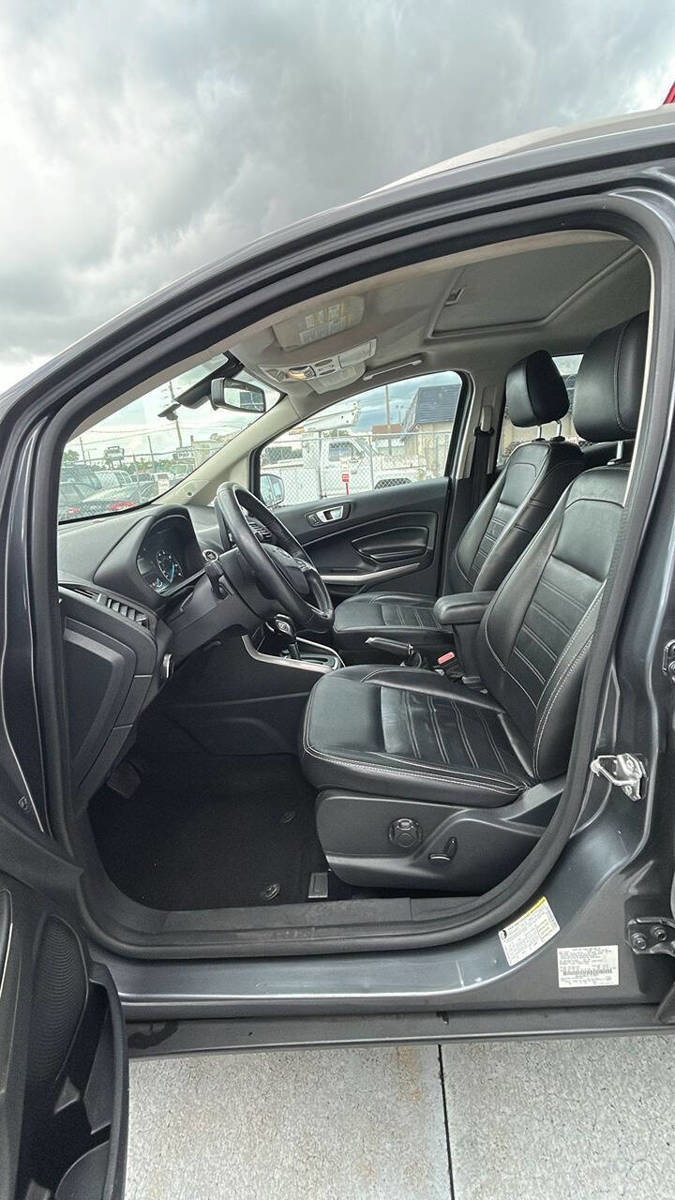 Used 2020 Ford EcoSport Titanium image 9