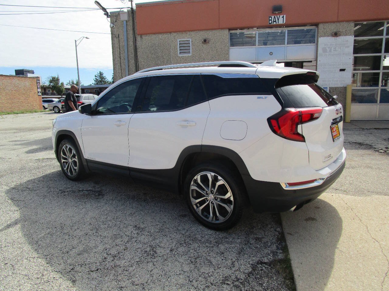Used 2019 GMC Terrain SLT w/ Preferred Package FWD image 6