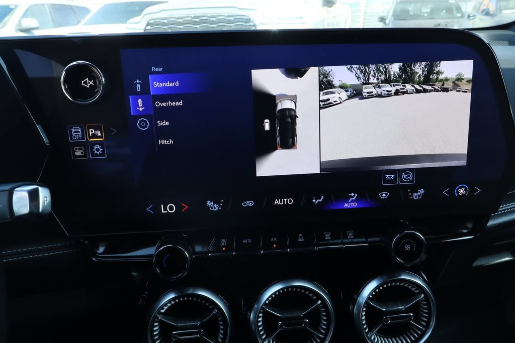 Used 2024 Chevrolet Blazer EV LT AWD/4WD image 25