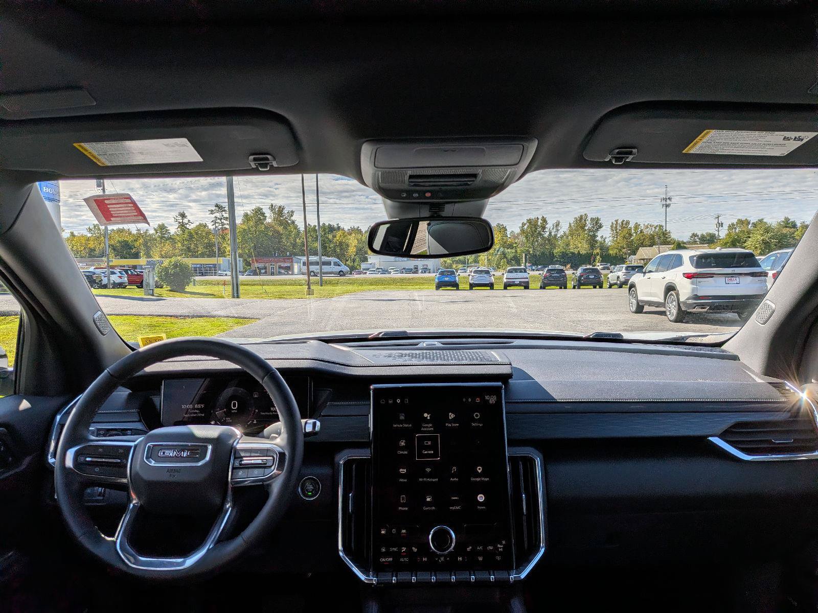 Used 2024 GMC Acadia Elevation w/ Luxury Package AWD/4WD image 24