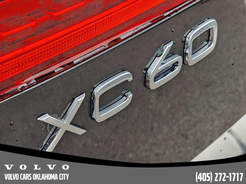 Certified 2025 Volvo XC60 T8 Plus w/ Protection Package Premier image 9