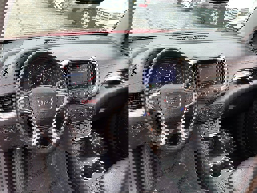 Used 2019 GMC Terrain SLT w/ Preferred Package image 13