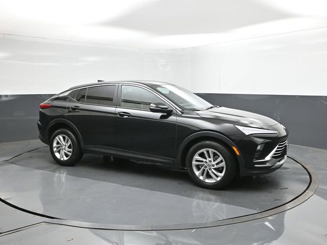 Used 2025 Buick Envista Preferred image 26