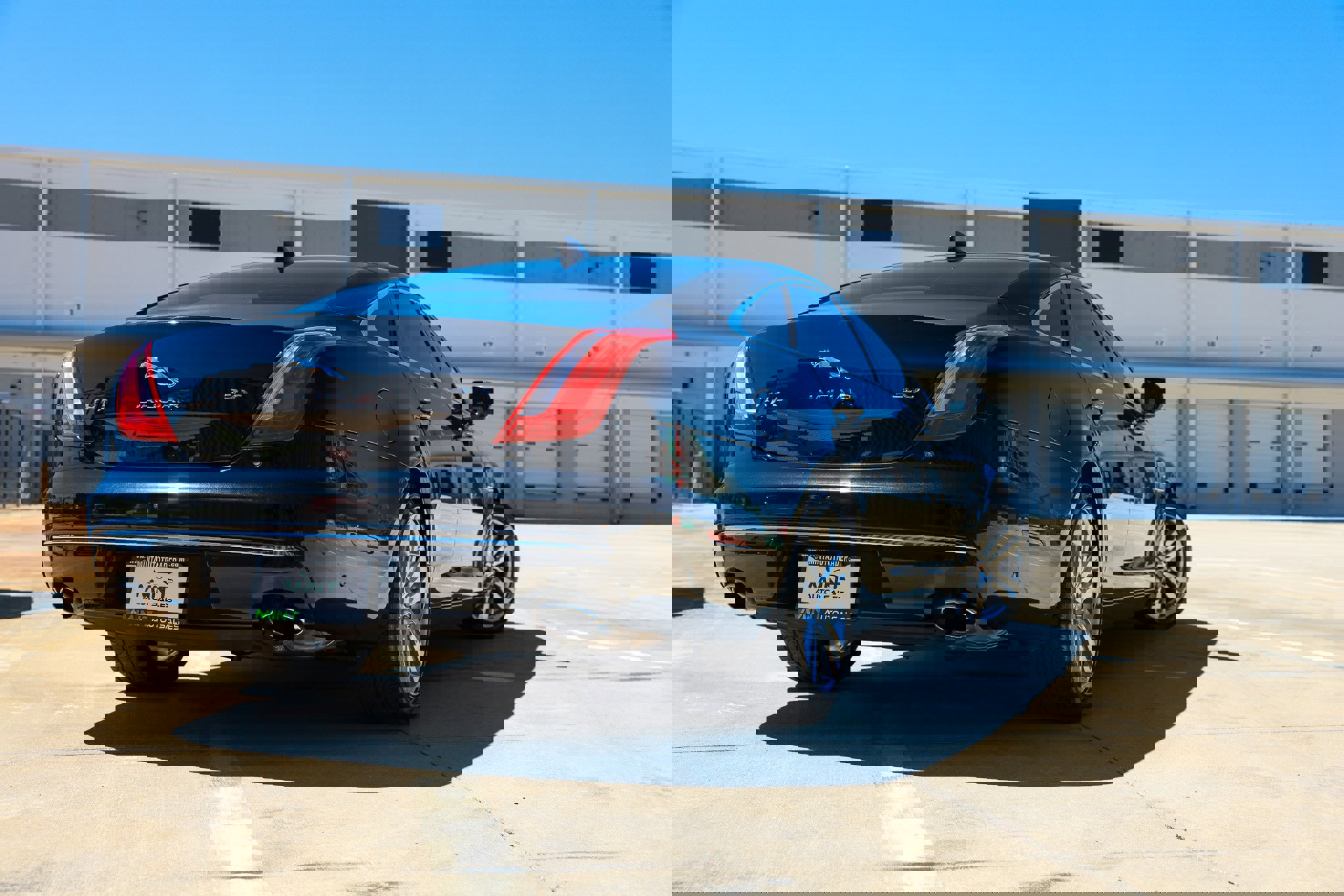 Used 2017 Jaguar XJ L Portfolio image 56