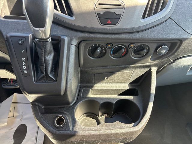 Used 2018 Ford Transit 350 XL image 33