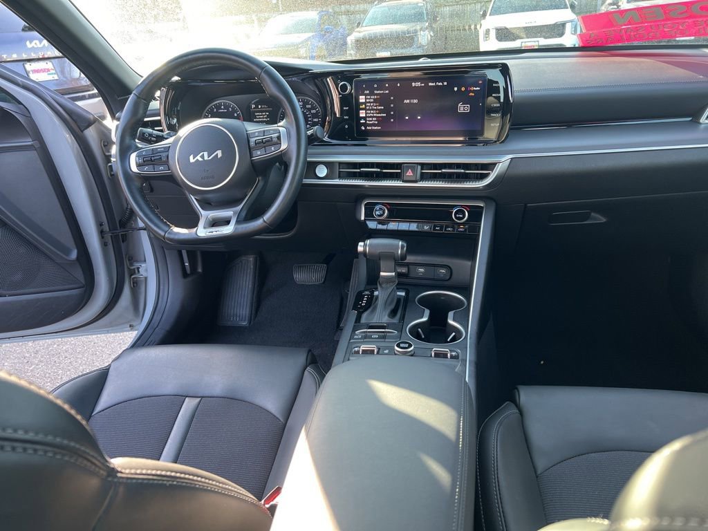 Used 2024 Kia K5 GT-Line w/ GT-Line Premium Package image 16