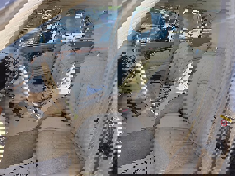 Used 2003 Mercedes-Benz E 320 Sedan image 11