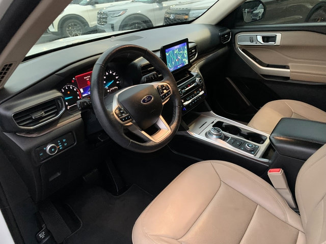 Used 2021 Ford Explorer Limited AWD/4WD image 26