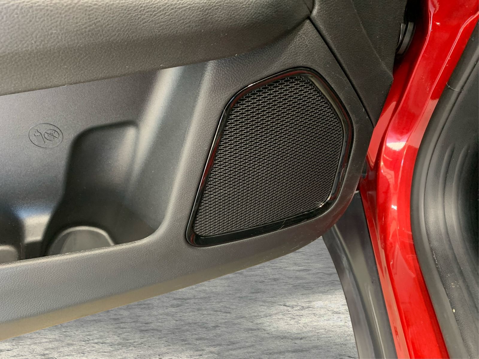 Used 2025 Jeep Compass Latitude w/ Altitude Special Edition image 28