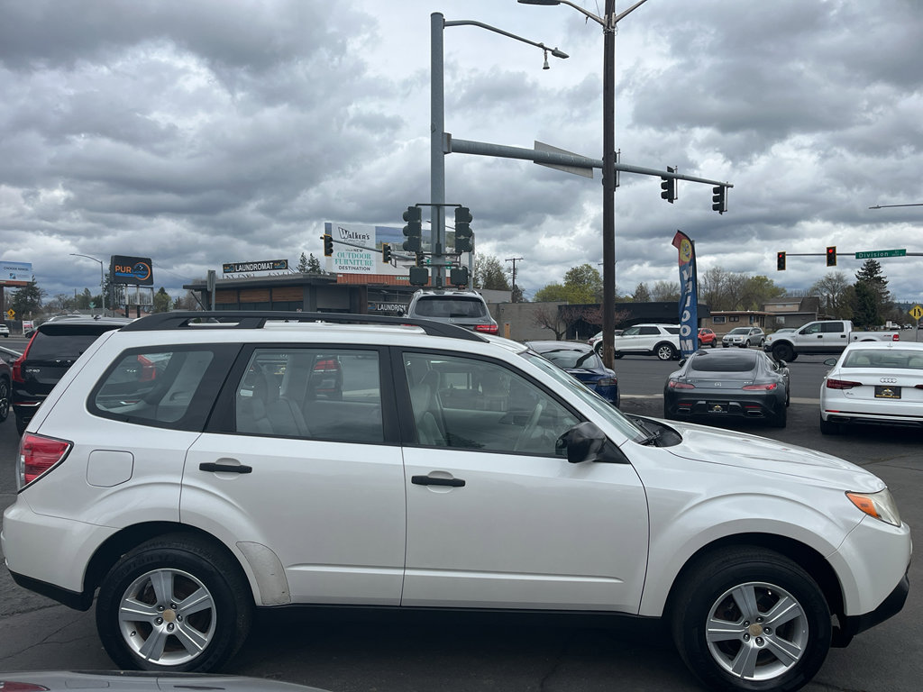 Used 2011 Subaru Forester 2.5X AWD/4WD image 9