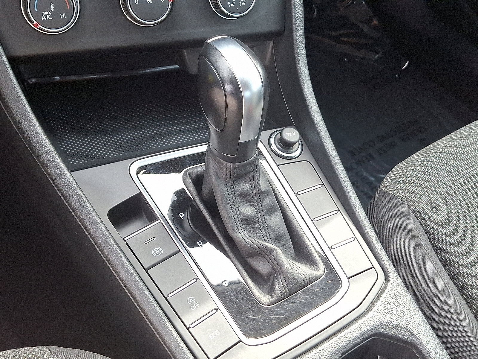 Used 2021 Volkswagen Jetta S w/ Driver Assistance Package image 18