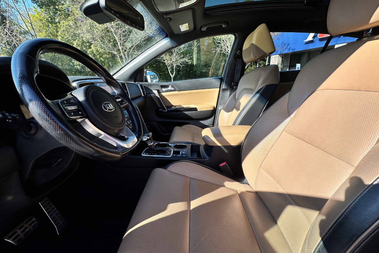 Used 2020 Kia Sportage SX image 18