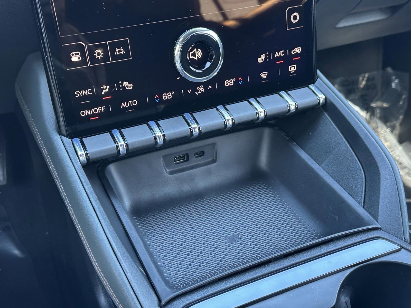 New 2026 GMC Terrain AT4 w/ Technology Package II AWD/4WD image 27