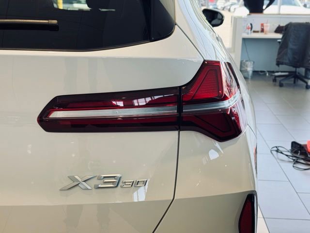 New 2026 BMW X3 xDrive30 w/ Premium Package AWD/4WD image 7