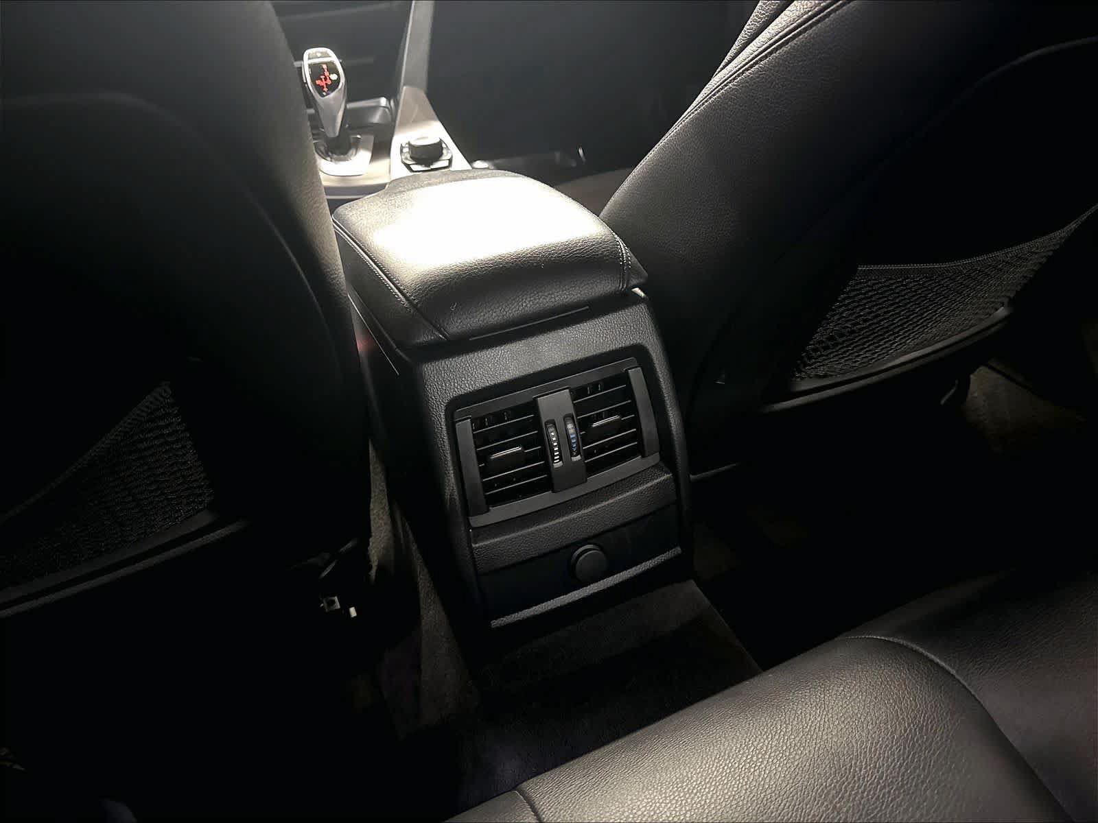 Used 2013 BMW 328i Sedan RWD image 31