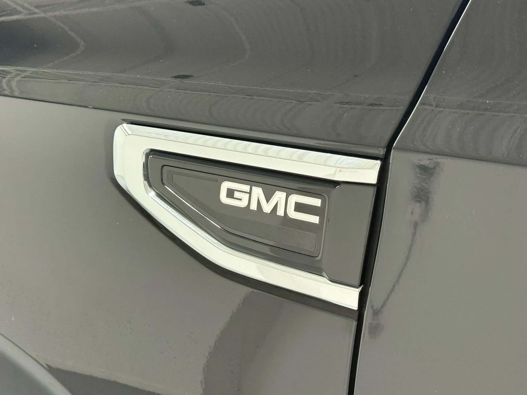 Used 2024 GMC Yukon SLT image 21