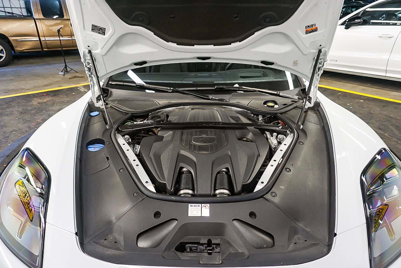 Certified 2024 Porsche Panamera 4 AWD/4WD image 27
