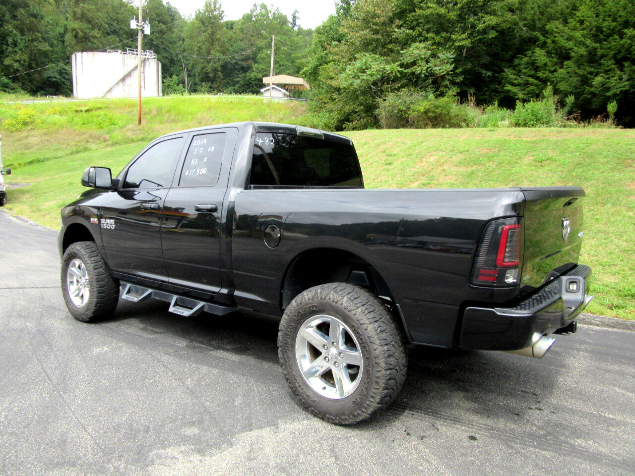 Used 2018 RAM 1500 Express w/ Express Value Package image 5