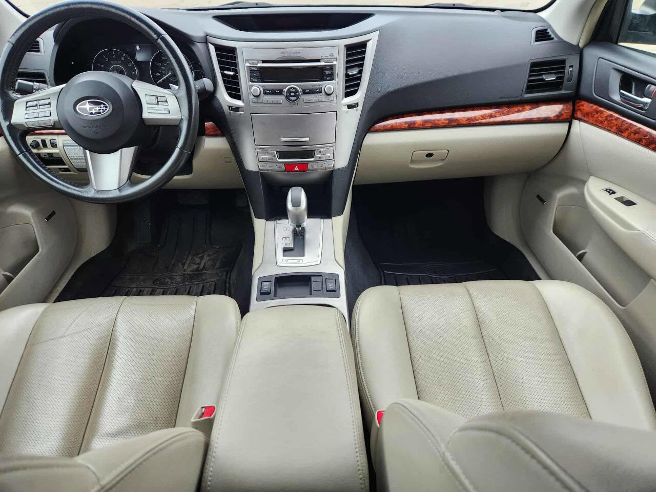 Used 2011 Subaru Outback 2.5i Limited image 19