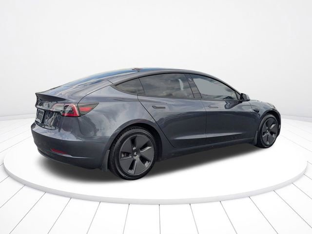 Used 2021 Tesla Model 3 Standard Range Plus RWD image 3