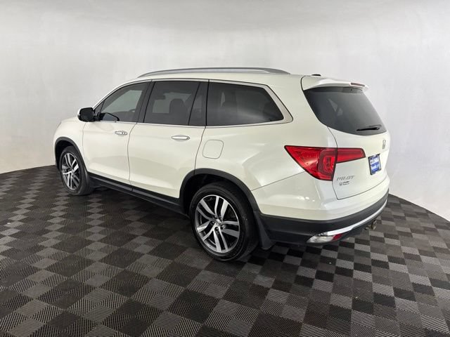 Used 2017 Honda Pilot Elite image 11