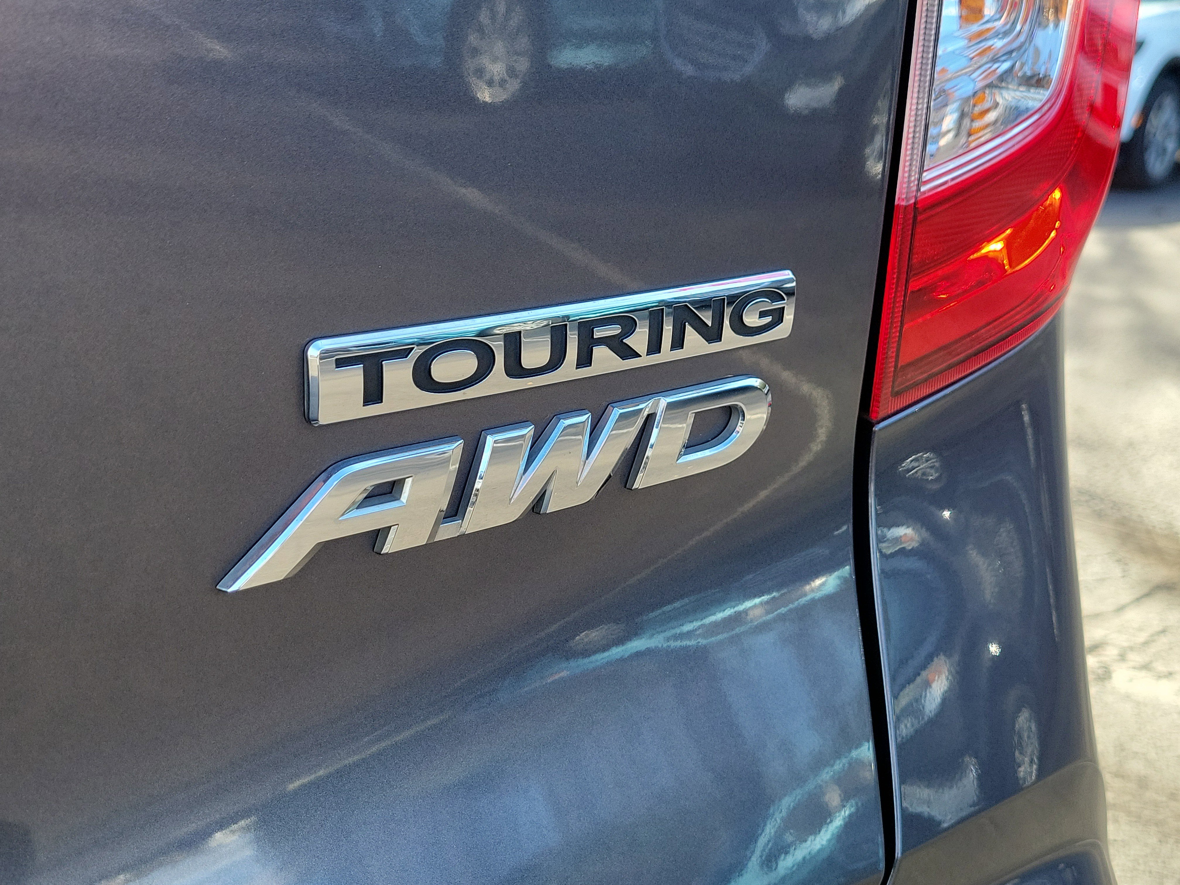 Used 2019 Honda Pilot Touring image 6