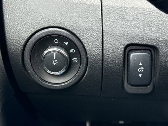 Used 2018 Ford Taurus SEL w/ Equipment Group 201A image 33