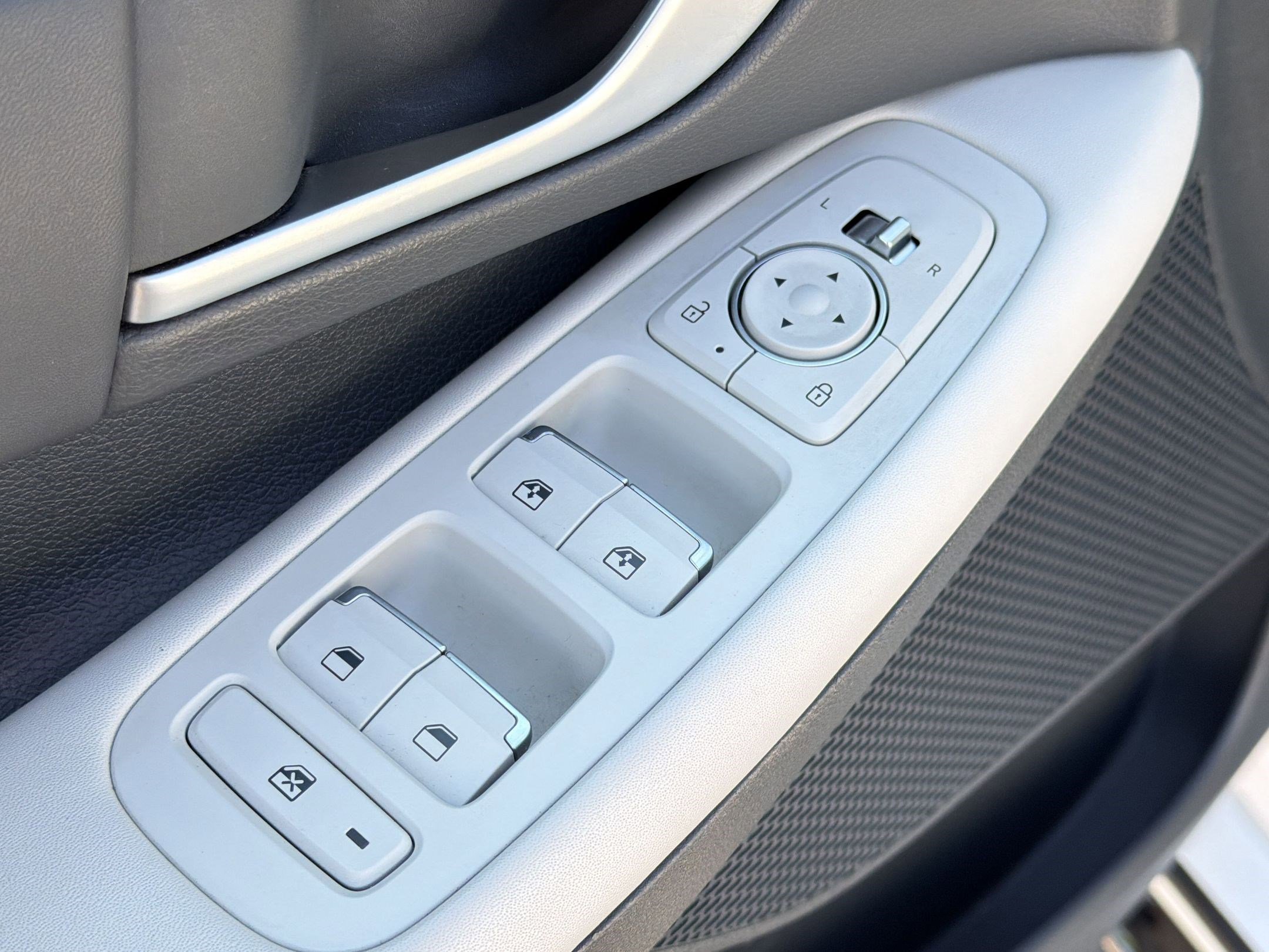 Used 2025 Hyundai Sonata SEL image 20