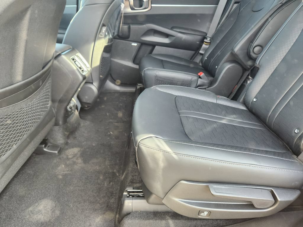 New 2026 Kia Sorento EX w/ EX Premium Package AWD/4WD image 9