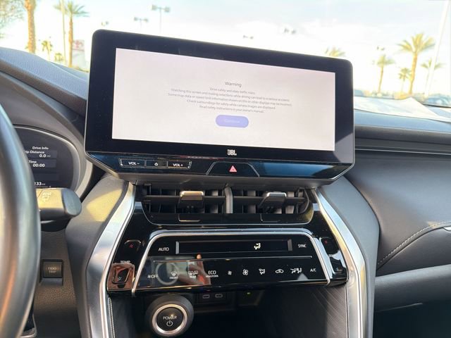 Used 2023 Toyota Venza Limited image 19