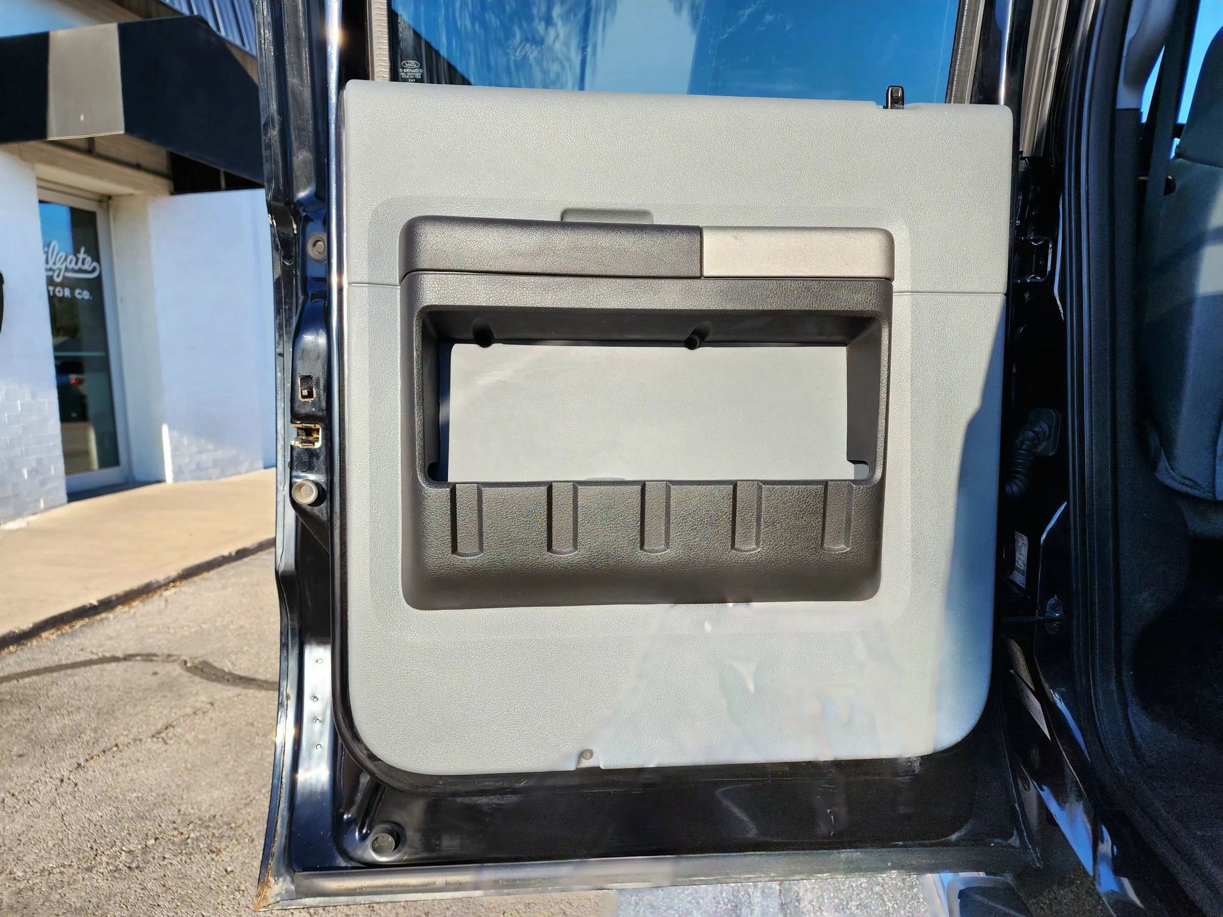 Used 2016 Ford F350 XLT w/ FX4 4x4 Off Road Package image 12