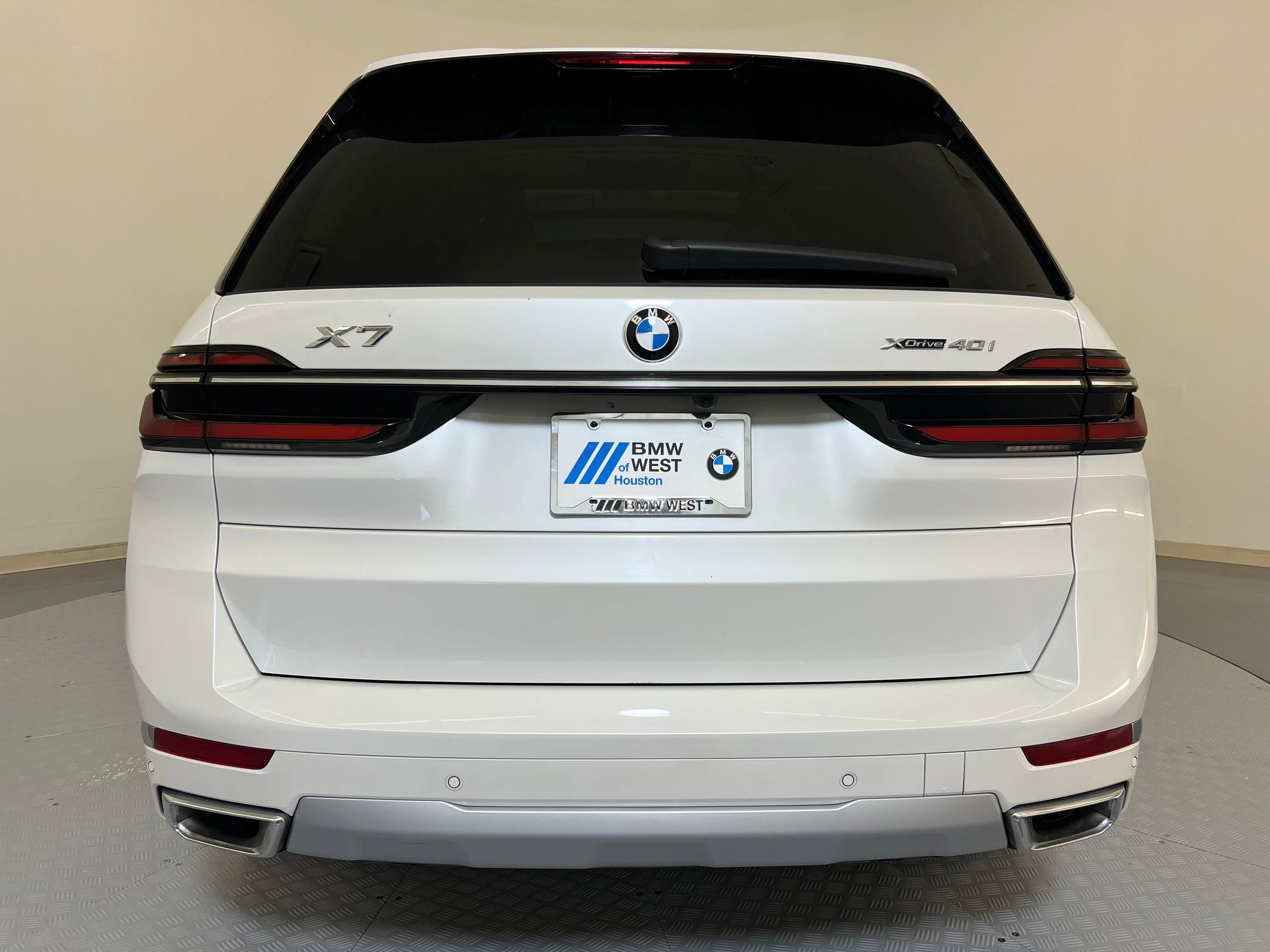Used 2026 BMW X7 xDrive40i image 9