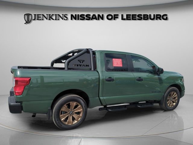 Certified 2024 Nissan Titan SV w/ SV Bronze Edition Package image 5