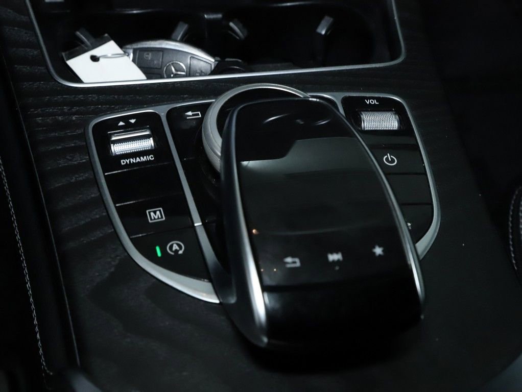 Used 2018 Mercedes-Benz GLC 300 4MATIC image 29