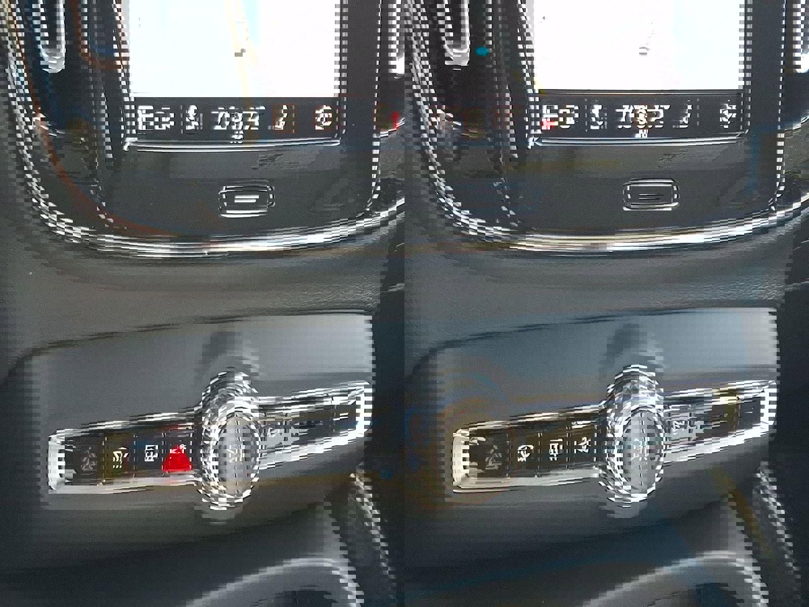 Certified 2023 Volvo XC40 B5 Core w/ Convenience Package image 16