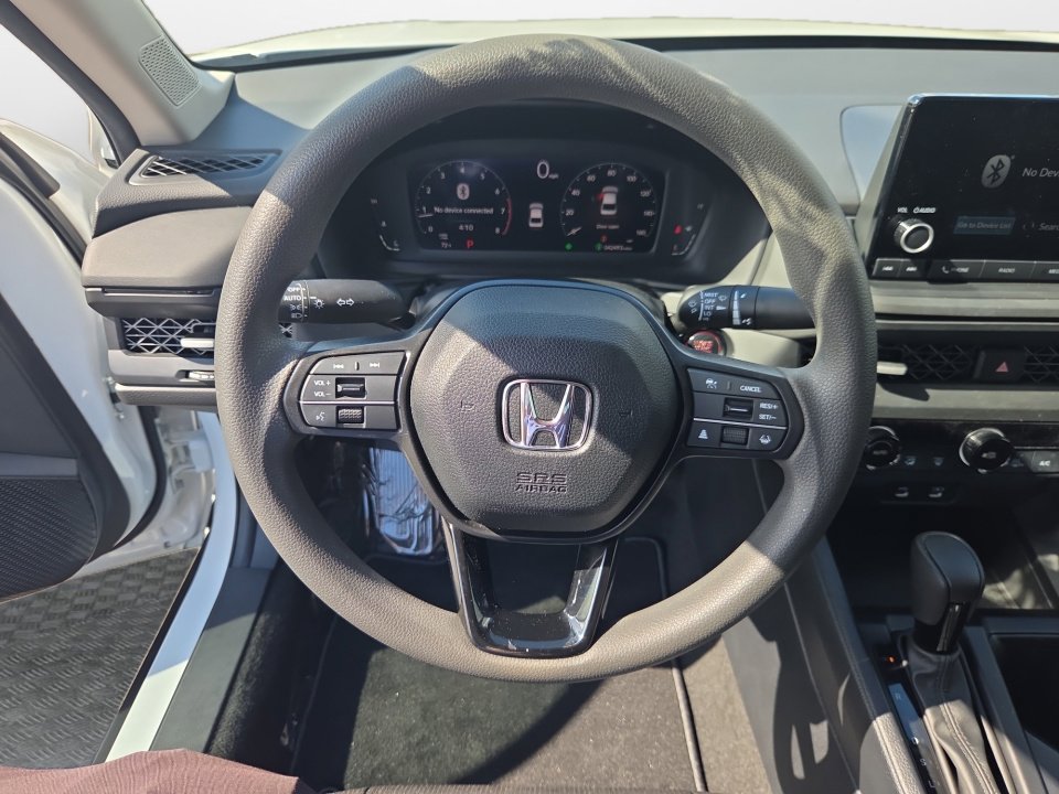 Used 2023 Honda Accord EX image 10