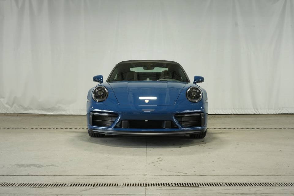 Used 2023 Porsche 911 Carrera GTS image 10