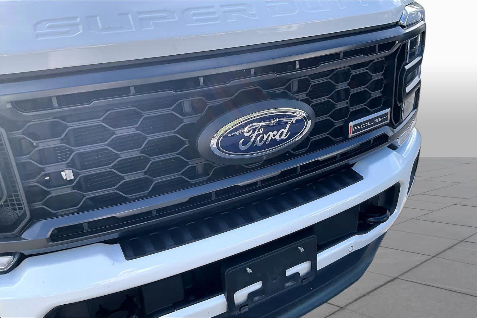 Used 2023 Ford F250 Lariat w/ Lariat Ultimate Package AWD/4WD image 30