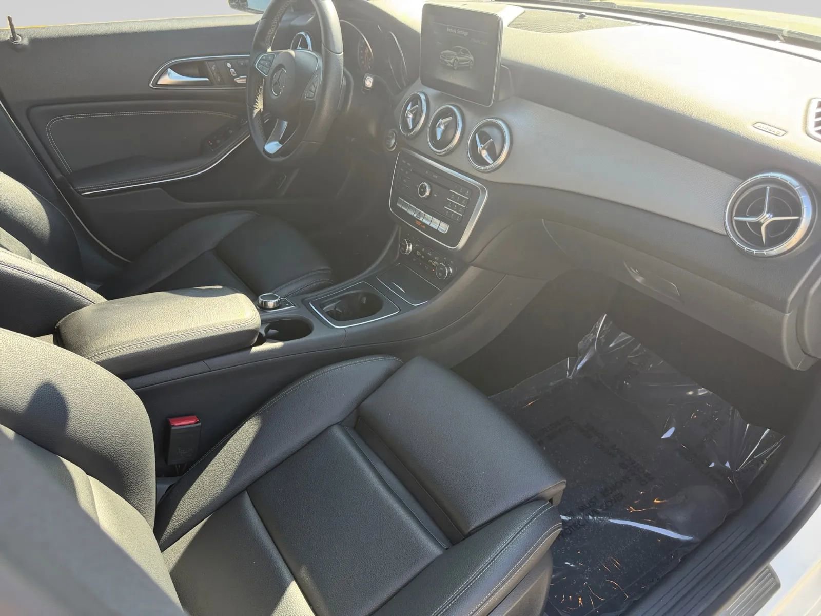 Used 2018 Mercedes-Benz CLA 250 image 34