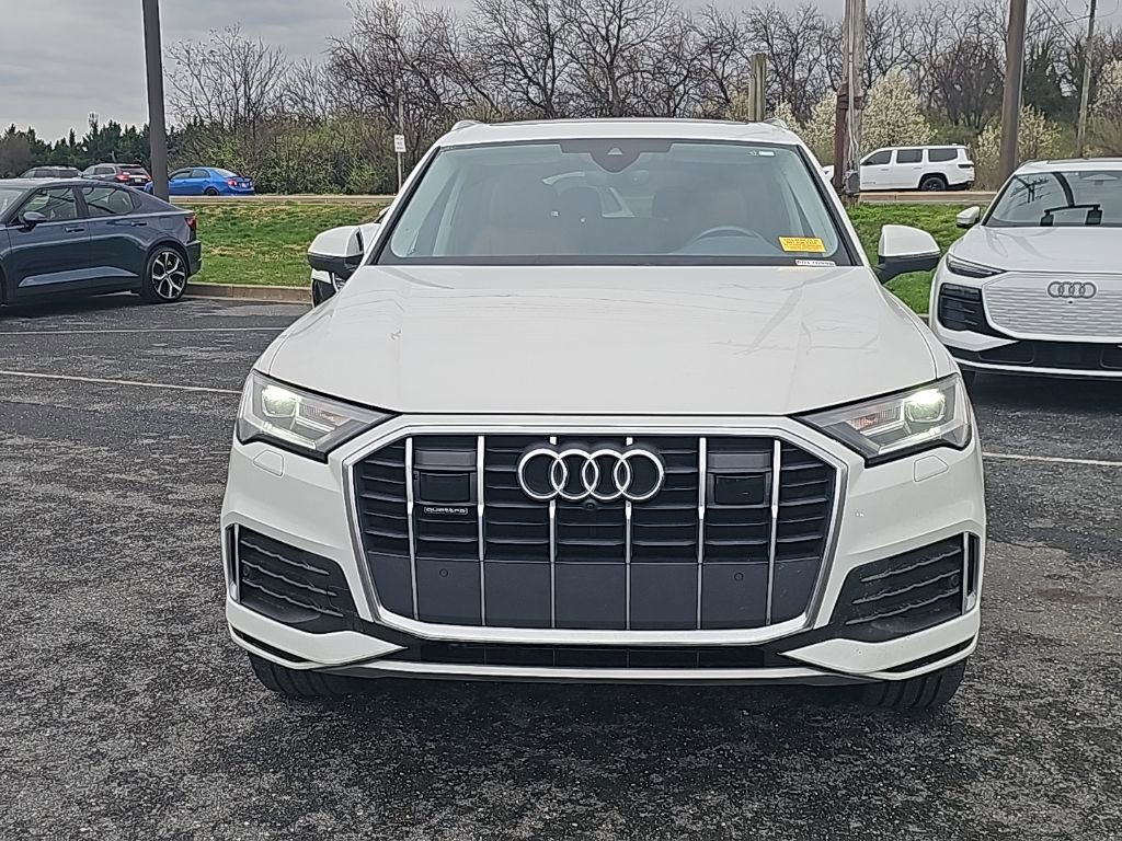 Certified 2023 Audi Q7 2.0T Premium w/ Convenience Package image 16
