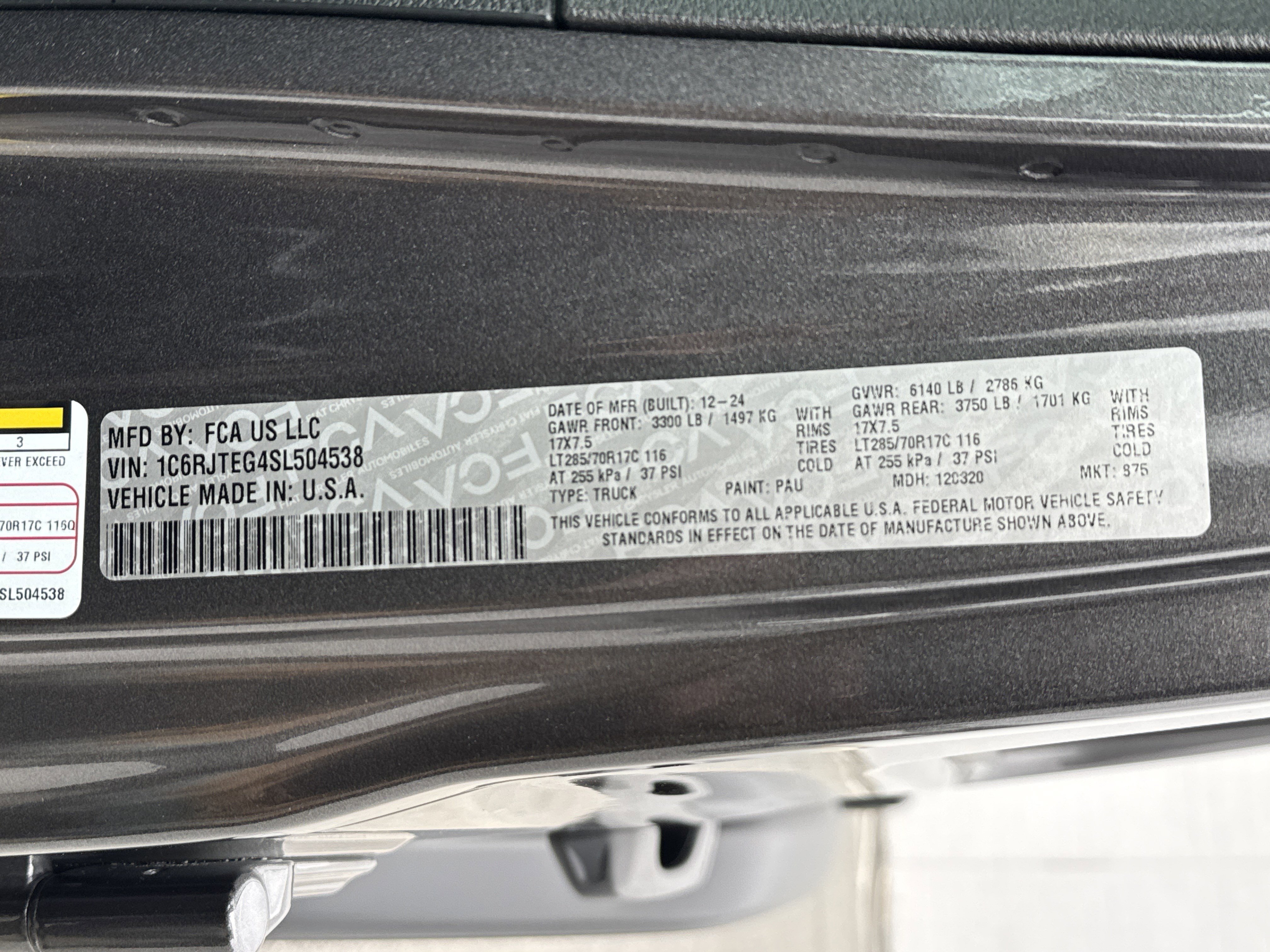 Used 2025 Jeep Gladiator Mojave w/ Convenience Group image 35