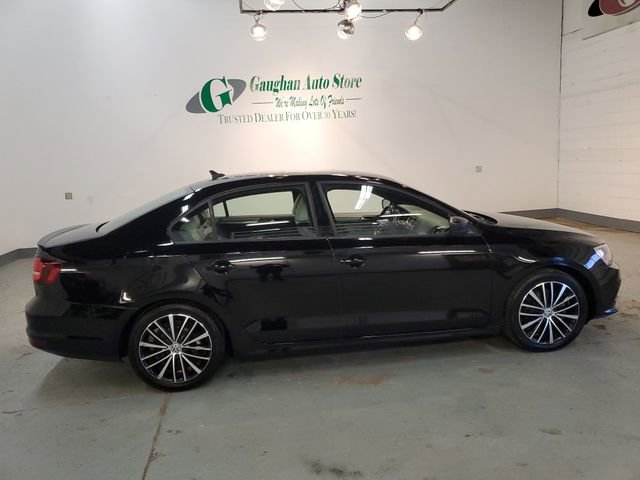 Used 2016 Volkswagen Jetta Sport FWD image 9
