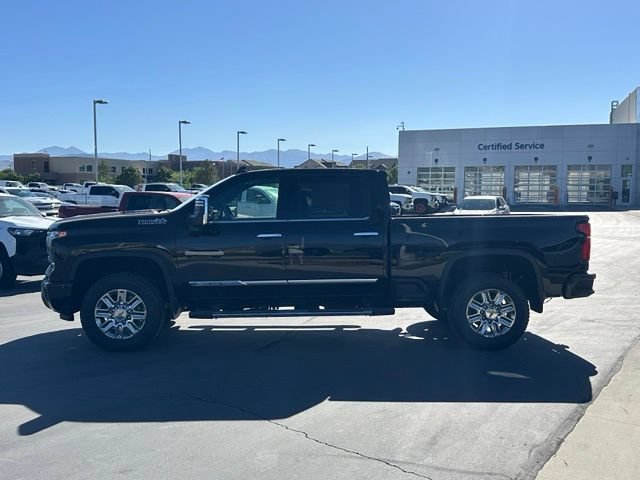 New 2026 Chevrolet Silverado 3500 High Country w/ High Country Premium Package AWD/4WD image 2