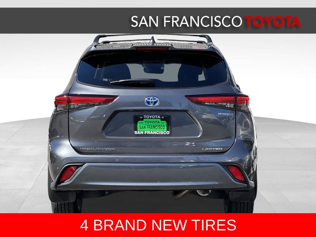 Used 2023 Toyota Highlander Limited image 4