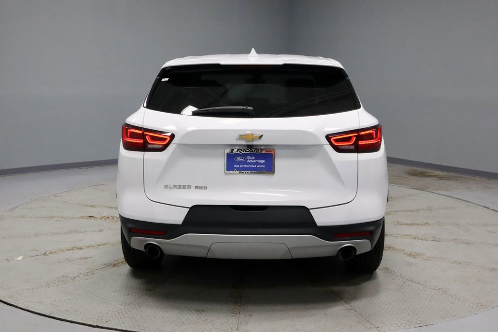 Used 2025 Chevrolet Blazer LT AWD/4WD image 10