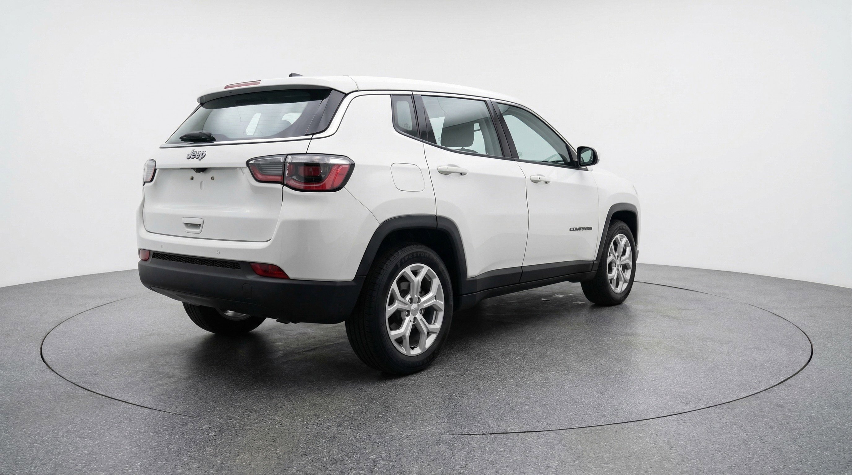 Used 2025 Jeep Compass Latitude image 9