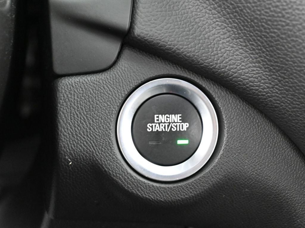 Used 2020 Chevrolet Equinox LT image 17